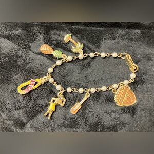 Vintage Hawaiian charm bracelet